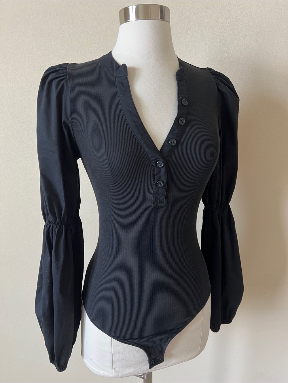 Express Black Puff-Sleeve Henley Bodysuit